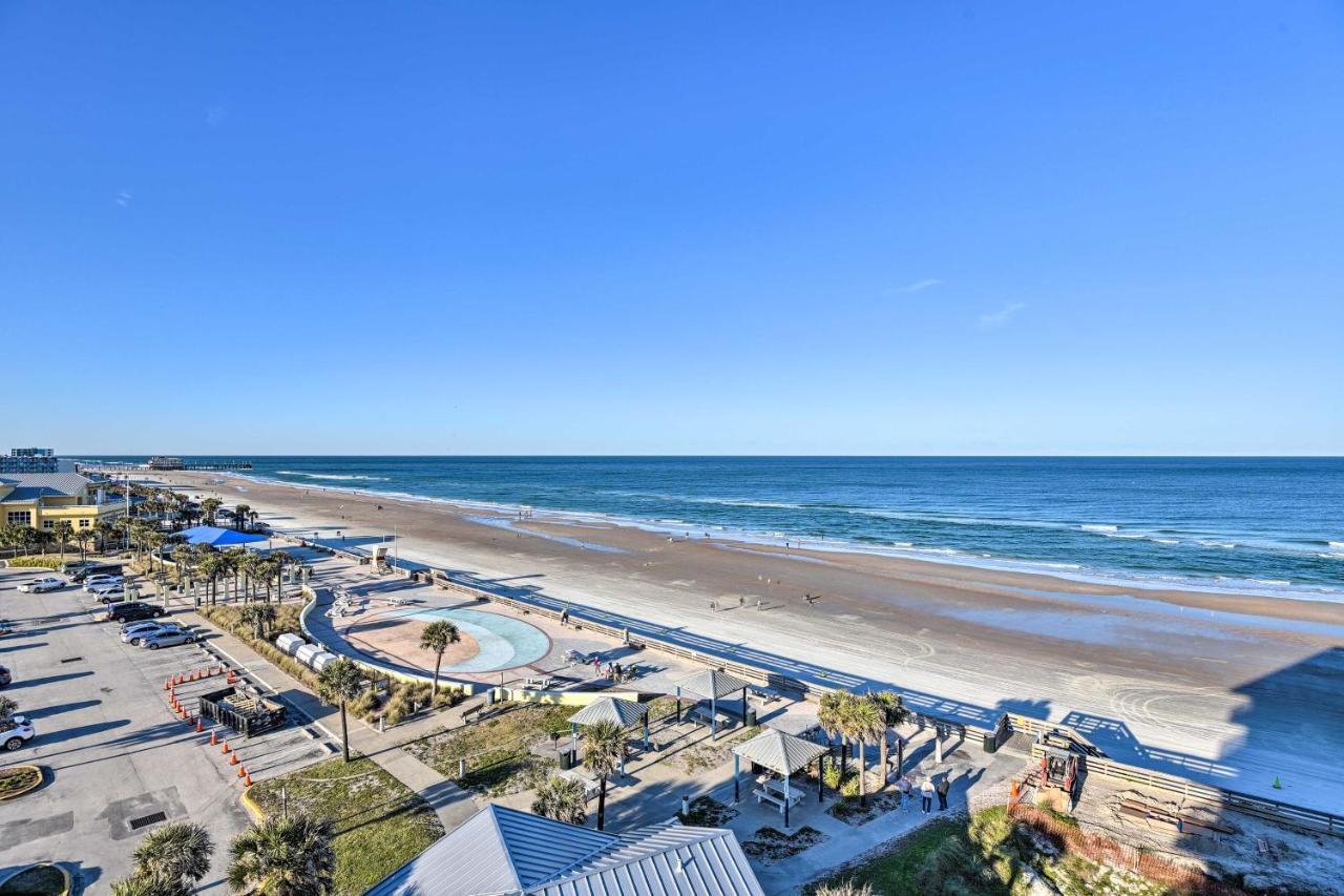 Oceanfront Resort-Style Getaway - Walk To Beach! Daytona Beach Eksteriør billede